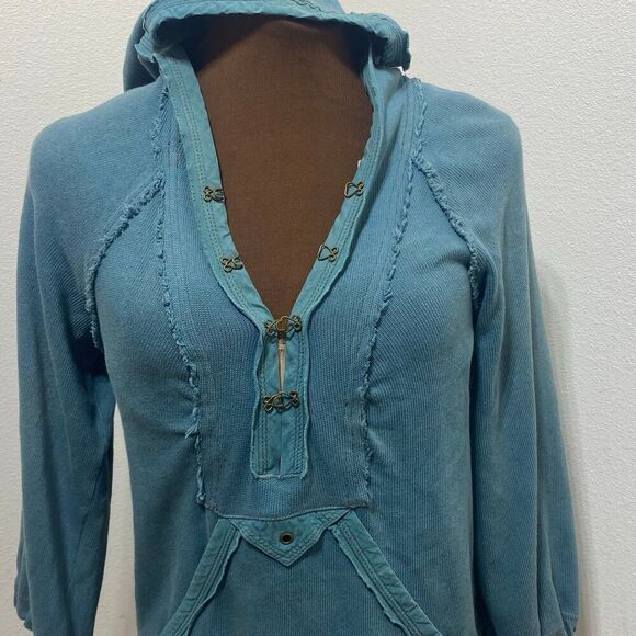 Free People Women's Green Hoodie Size Medium - Picture 2 of 9